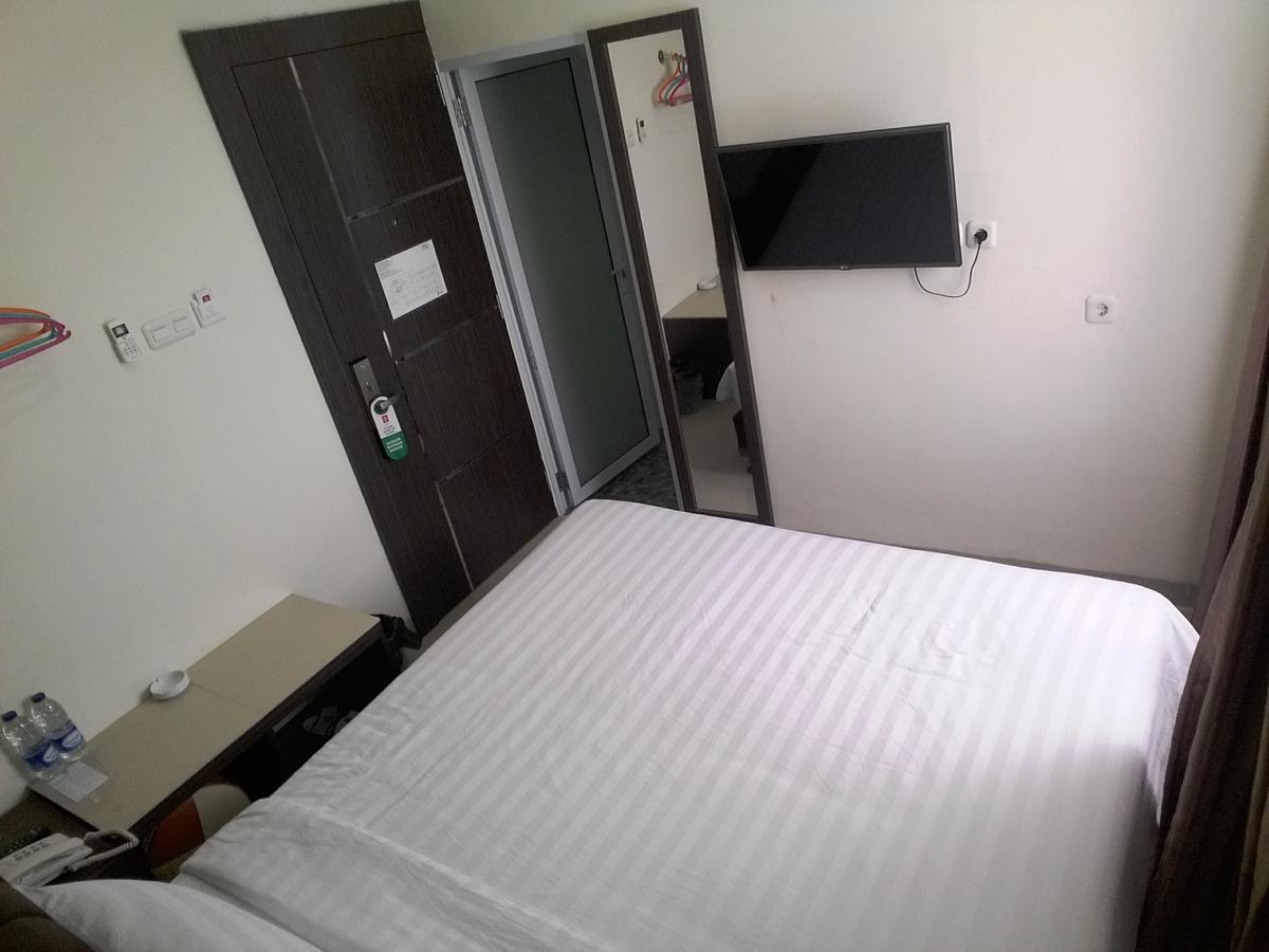 Grand Indobaru Hotel Selatpanjang Exteriör bild